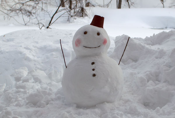 雪だるまの作り方はコツが重要 起源と英語での表現も紹介します 由来を調べるドットコム